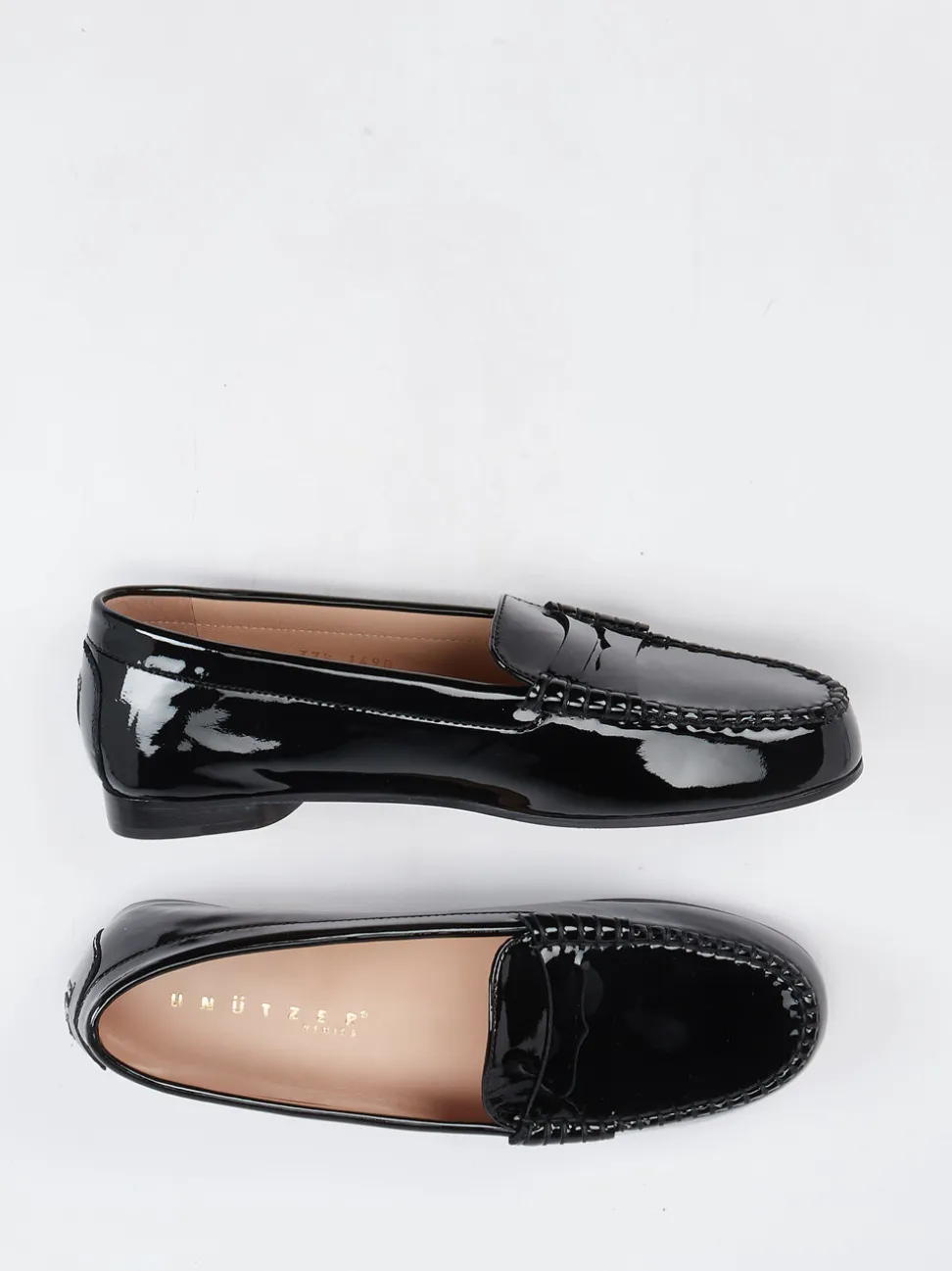 Unützer – Loafer aus Lackleder Schwarz