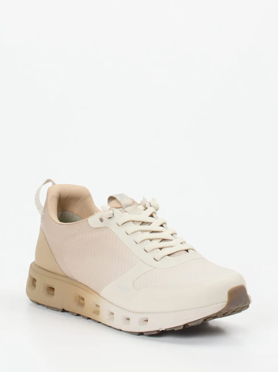 Vado – Sneaker aus Mesh und Synthetik in Beige