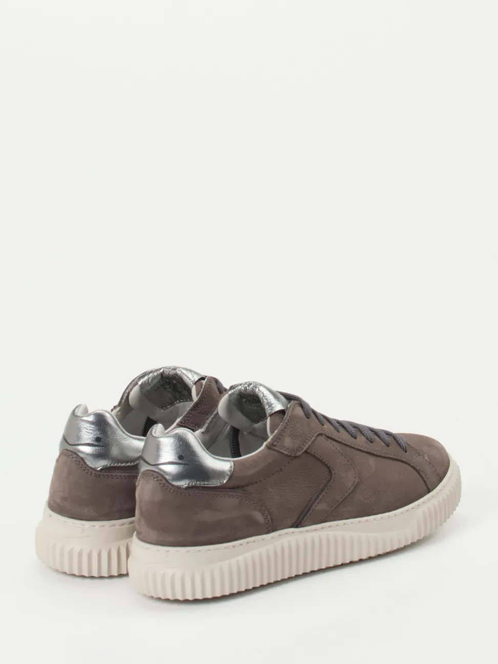Voile Blanche – Sneaker aus Nubukleder in Grau