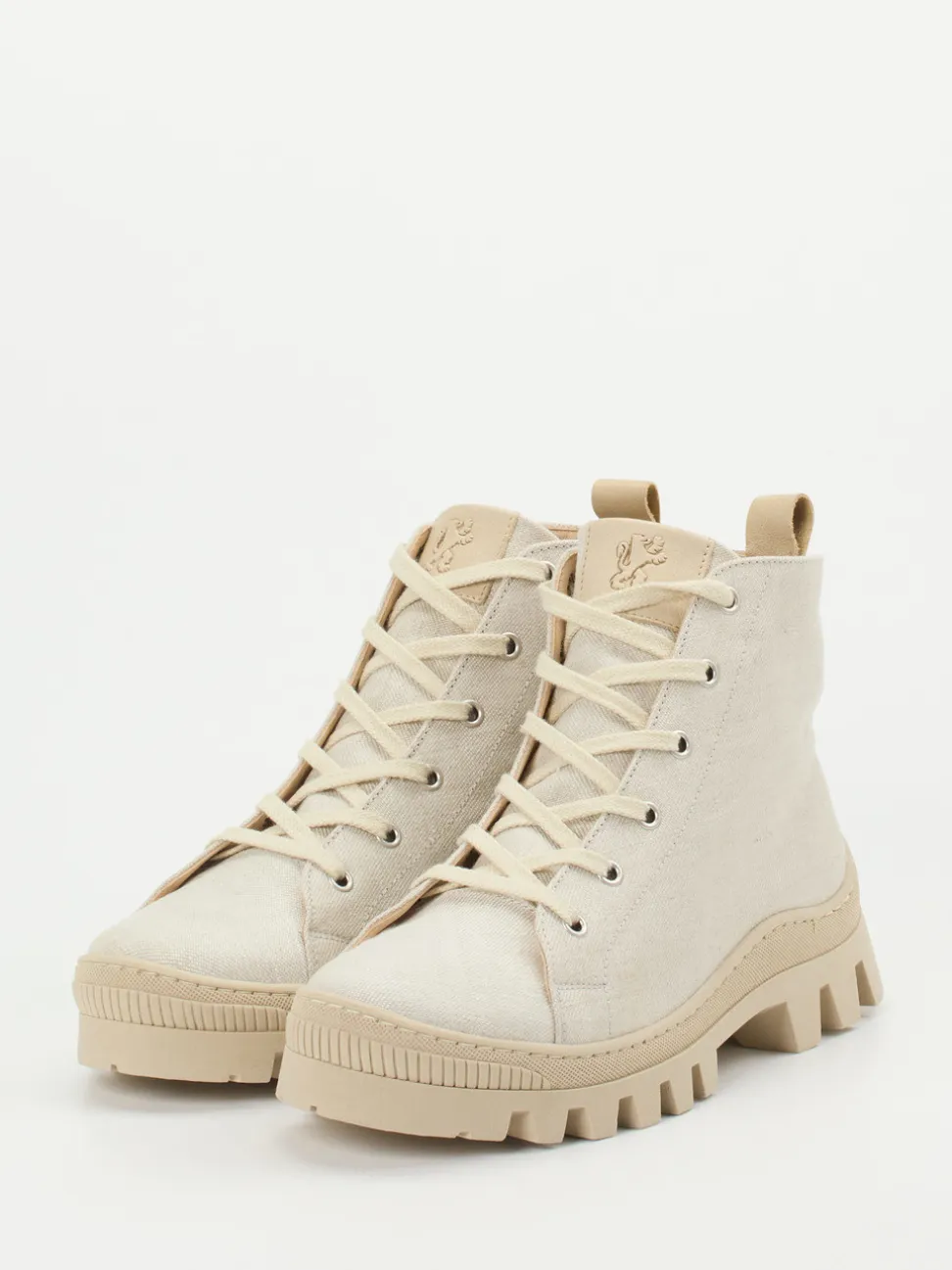 Werner – Schnürboots aus Textil in Beige