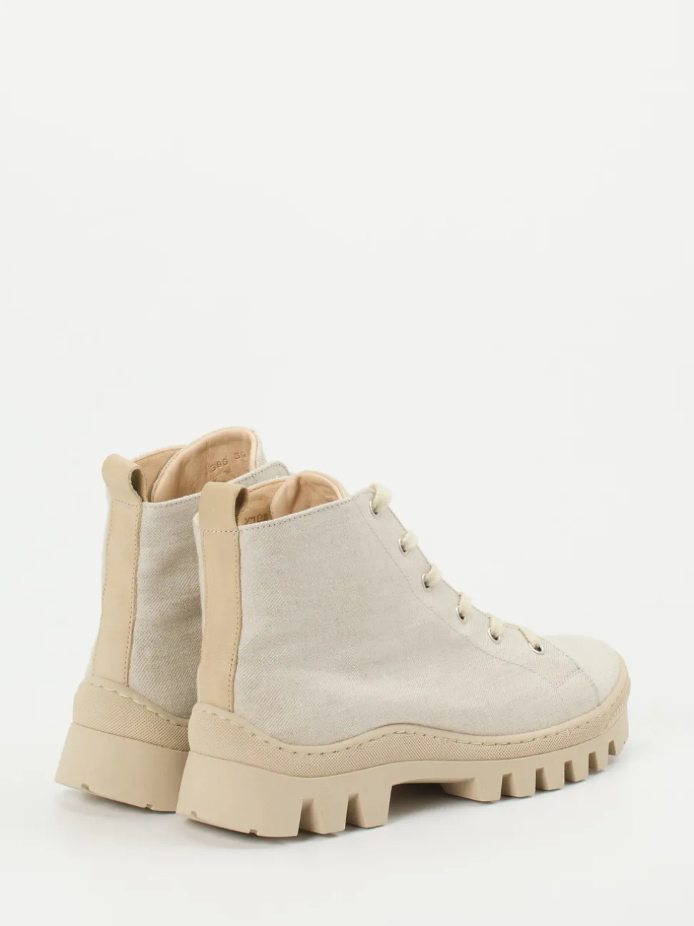 Werner – Schnürboots aus Textil in Beige